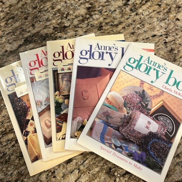 5 Issues of “Anne’s Glory Box” Australian Craft Needlework Vol 6,7,8.10.11 1996 - Picture 1 of 11